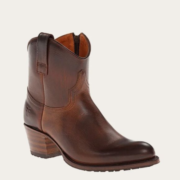 Frye Shoes - Frye Deborah Lug Short Cognac/Brown Vintage Leather Pull-On Tab Cowboy AnkleBoot